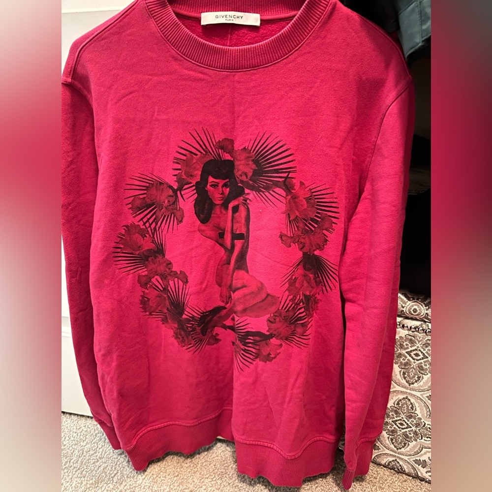 Givenchy Women's sweater